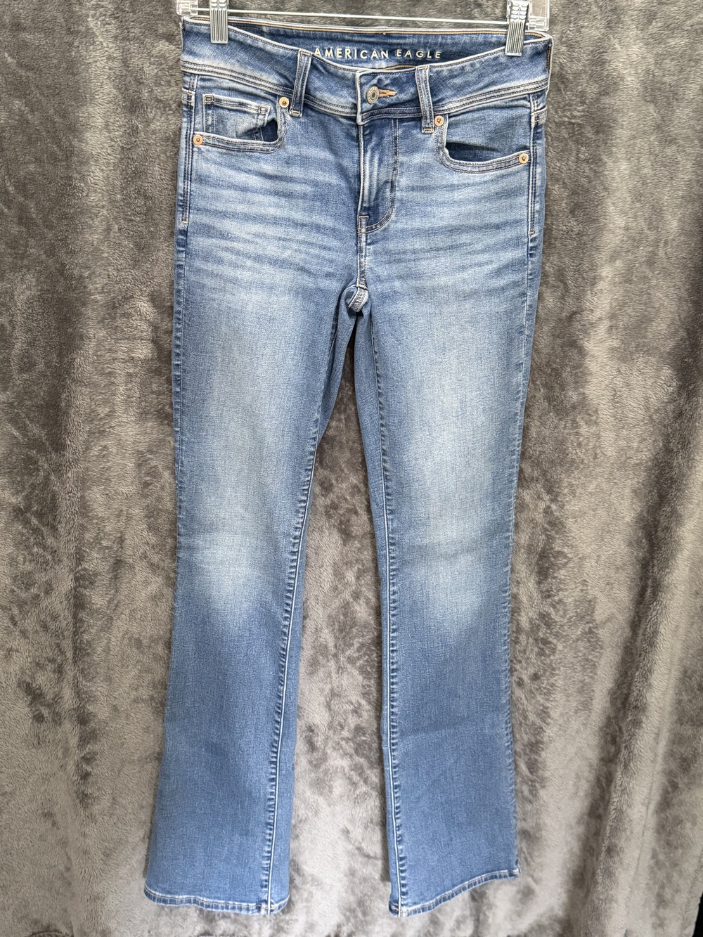 American Eagle Outfitters Medium Blue Flared Women's Jeans